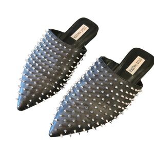 Steve Madden Spiked Mules Black Studded‎ Pointed Toe Slides Edgy Chic Size 8